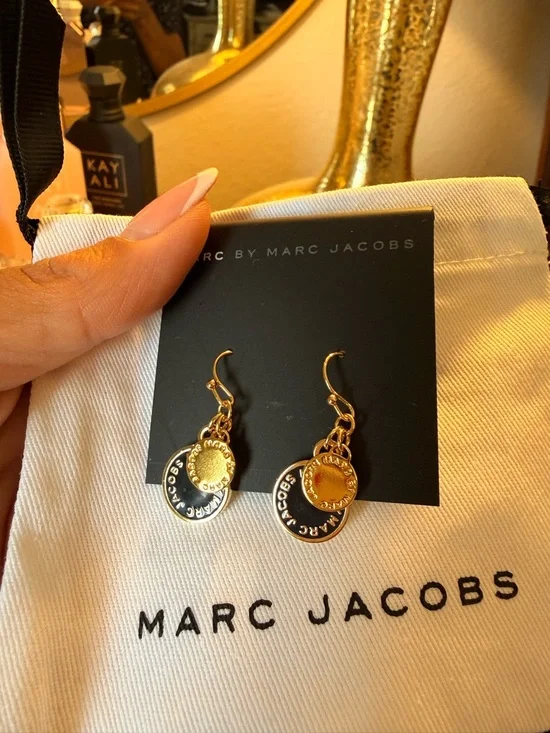 Marc Jacobs Gold Coin Charm Drop Earrings - Picture 2 of 4